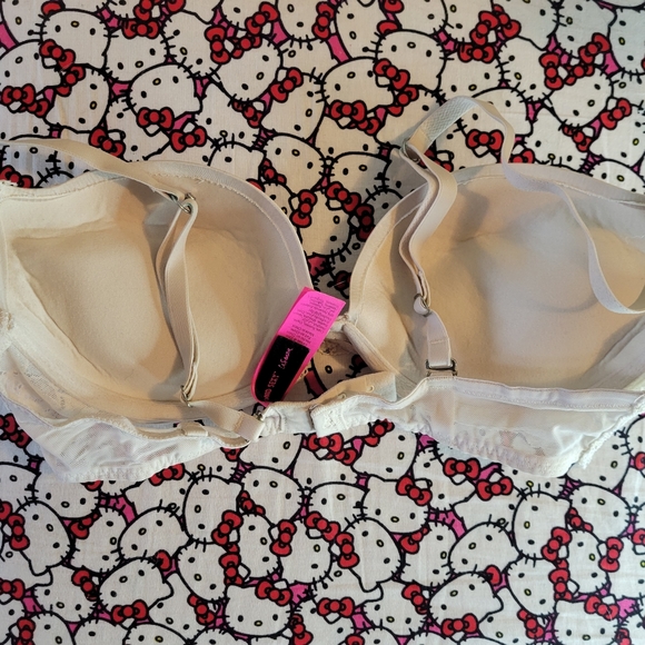 La Senza Beyond Sexy Bra - Picture 2 of 2